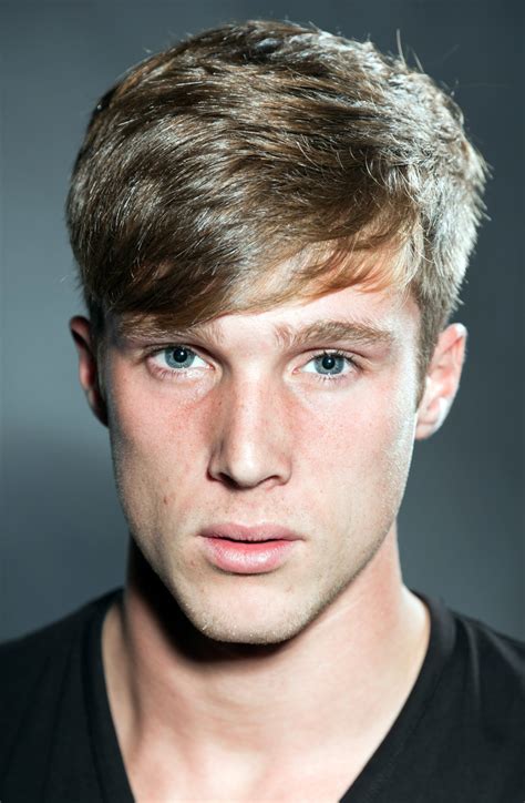 20+ Angular Fringe Haircuts for men | Haircut Inspiration
