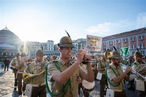 La Musica Degli Alpini Nelle Piazze Di Napoli Associazione Nazionale