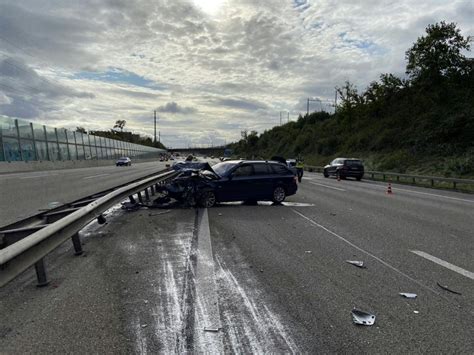 Vollsperrung Nach Unfall Auf A Im Aargau Panorama Bote Der Urschweiz