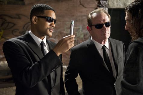 Men In Black Iii Movie Review Somebody Get Tommy Lee Jones A Gold