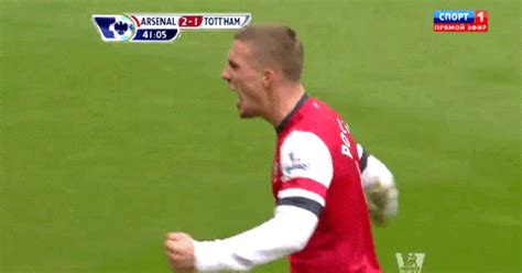 Arsenal GIF - Find & Share on GIPHY