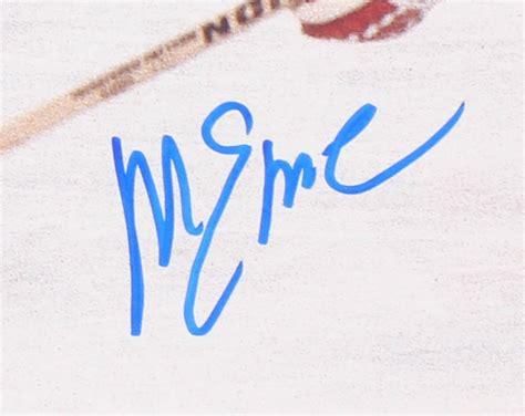 Mike Eruzione Signed Team USA Miracle On Ice 16x20 Photo JSA COA