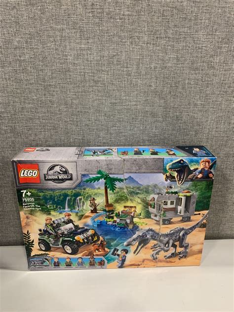 LEGO Jurassic World Baryonyx Face Off The Treasure Hunt 75935