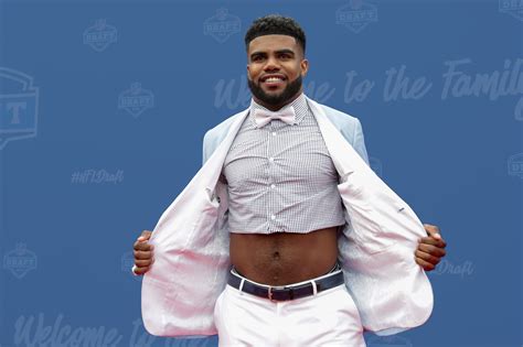 Elliott Could Be Fined For Crop Top Inside The Star Tony Romo Nfl