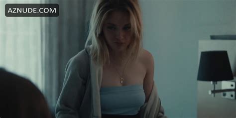 EMI CHICOINE Nude AZNude