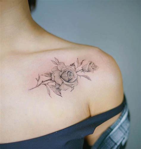 47 Conception Tatouage Rose More Roses Gudnatattoo Traditionaltatt