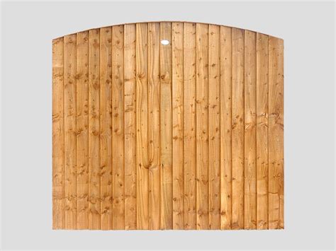 Traditional Garden Fence Panels Curved Feather Edge Vertical Tanalized Brown Panels Pennine