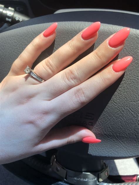 DND 556 Coral Reef Coral Nails Coral Pink Nails Coral Gel Nails