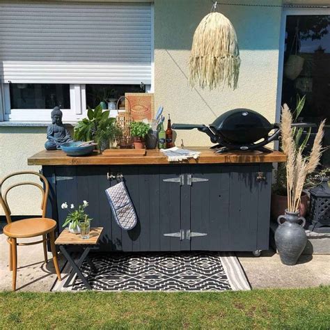 8 Outdoor Kitchen Island Ideas | The Family Handyman