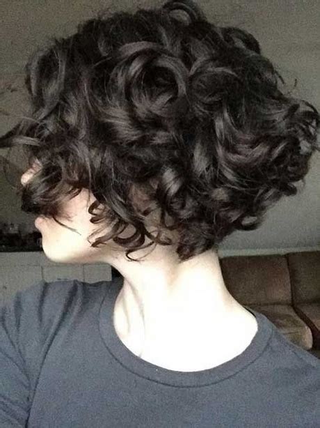 Frisuren locken kurze haare Schönheit und Stil