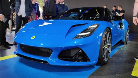 Lotus Emira makes world debut – all-new coupe to rival Alpine A110