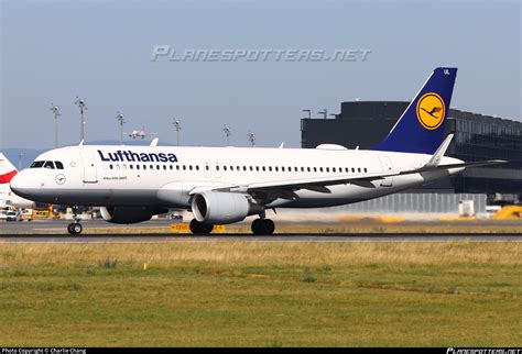 D AIUL Lufthansa Airbus A320 214 WL Photo By Charlie Chang ID