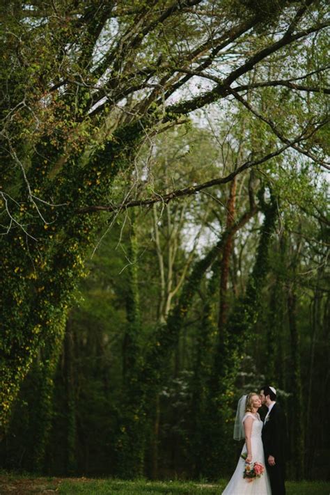 Spring Wedding at The Hall at Senate's End | Junebug Weddings