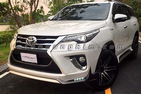 Body Kit Toyota Fortuner Autost