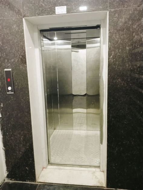 Stainless Steel Hospital Stretcher Elevator At Rs Stainless