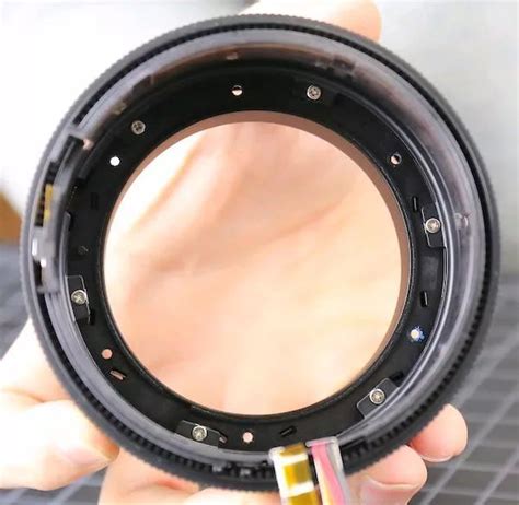 拆解佳能RF 50mm f1 2L镜头做工令人感动 搜狐汽车 搜狐网