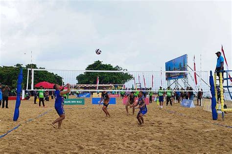 Puluhan Tim Voli Pantai Ikuti Turnamen Piala Panglima TNI BALIPOST