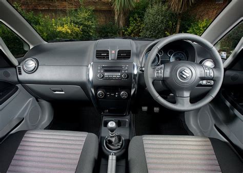 2010 Suzuki SX4 Interior Gallery (Photo 6 of 10)