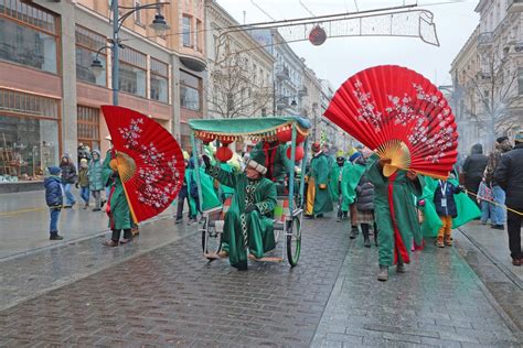 Orszak Trzech Kr Li W Odzi Kolorowy Korow D Przeszed Piotrkowsk