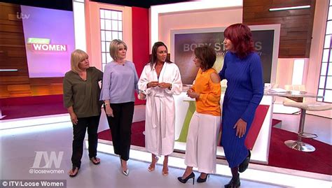 Michelle Heaton Unveils Hysterectomy Scars On Loose Women Daily Mail