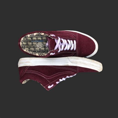 MaRoOn VaNs US Mens Size 11.5 Laces a bit stained... - Depop