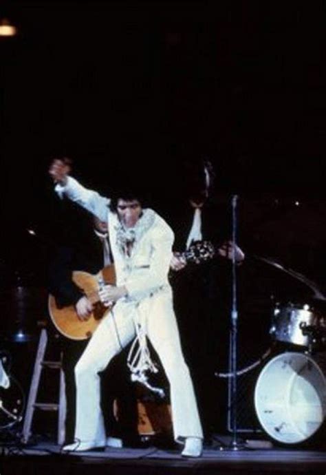 Elvis In Concert In March 1 1970 At The Houston Astrodome Elvis Presley Elvis Presley