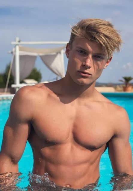 Shirtless Male Muscular Blond Hair Beefcake Sexy Hunk Wow Body Photo