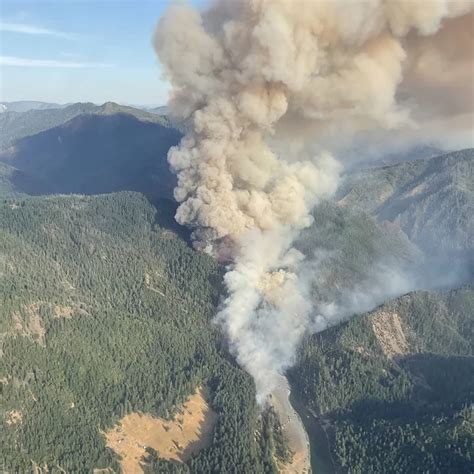 Southern Oregon Wildfire Brings Smoky Skies to Coastal Humboldt, Del ...