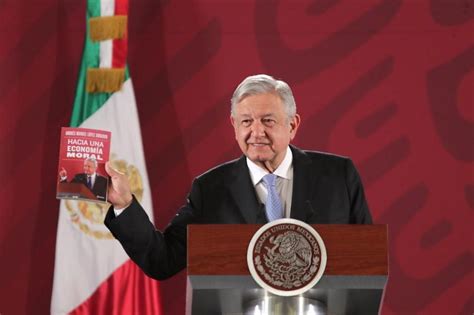 Amlo Presenta Su Nuevo Libro Hacia Una Econom A Moral