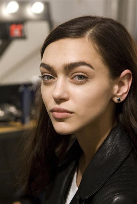 Un Maquillaje Nude Woman