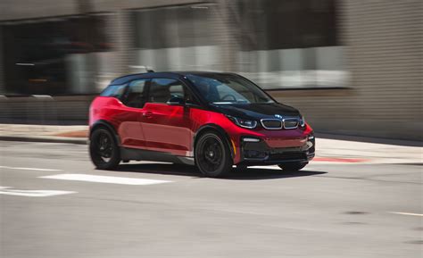 BMW i3 Reviews | BMW i3 Price, Photos, and Specs | Car and Driver