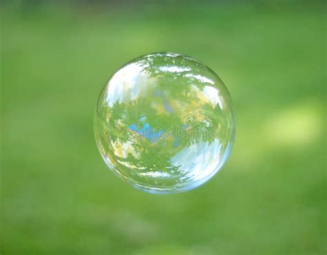 Bubble Reflection Royalty Free Stock Photos - Image: 14913208