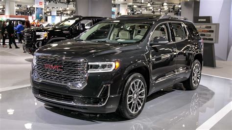 2020 Gmc Acadia Refresh Revealed With New Turbo 2 0l Engine