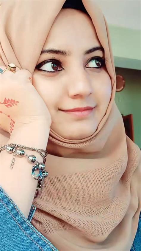 Arab Girls Hijab Girl Hijab Muslim Girls Cute Girl Pic Cute Girl