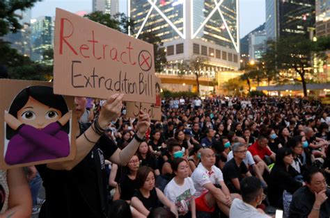 Calls Mount For Compromise Over Hong Kong Extradition Bill Pbs News