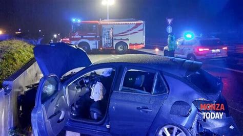 Incidente Stradale A Cinisello Balsamo Morta Ragazza 11 Novembre