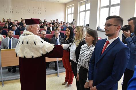 Inauguracja Nowego Roku Akademickiego Na Ujw Zmiedzi Pl