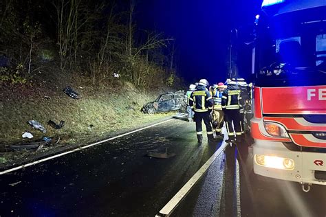 Unfall In Main Tauber Kreis J Hriger Stirbt Drei Jugendliche