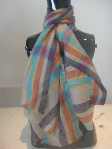 Wool Silk Cashmere Scarves at best price in New Delhi by Naval Kishore ...