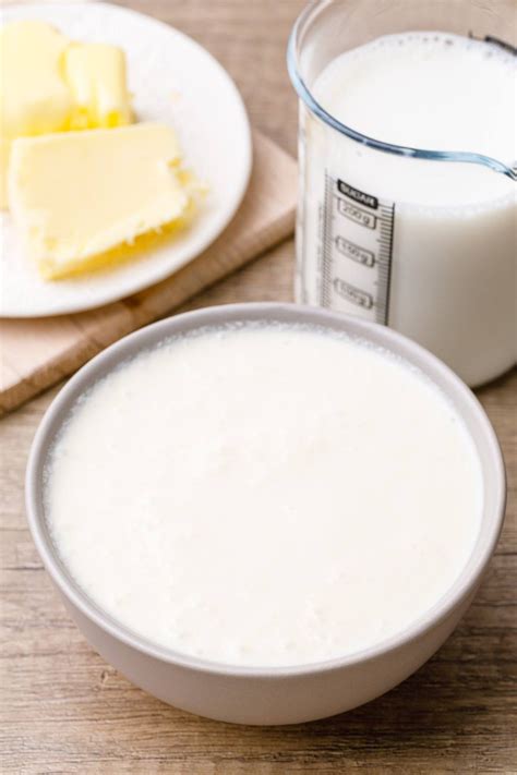 Healthier Heavy Cream Substitute (Only 2 Ingredients!) - Healthy Substitute