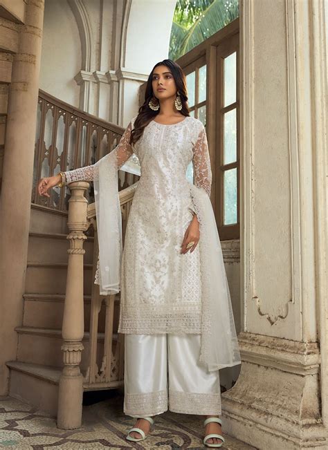 Plain White Suit Salwar Tunersread