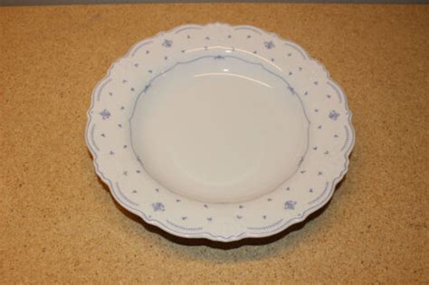 Tirschenreuth Baronesse White Blue Fleur De Lis Rimmed Soup Bowl