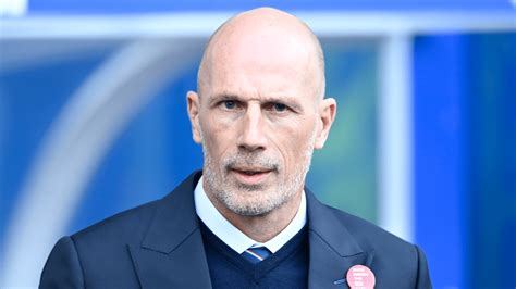 rangers boss philippe clement reveals    divorce   wife