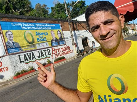 Ilhéus Amanhece Repleta De Outdoors De Apoio Ao Presidente Bolsonaro