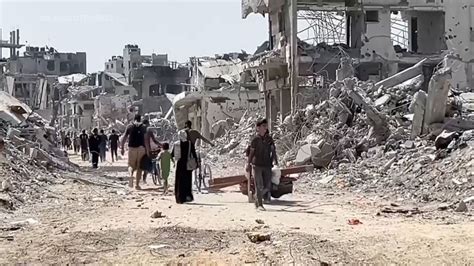 Palestinians return to utter destruction in Gaza City