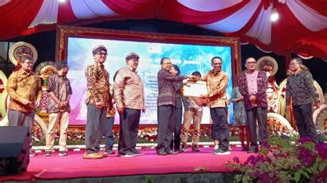 Tribunnews Dan 3 Media Tribun Network Raih Penghargaan Media Brand