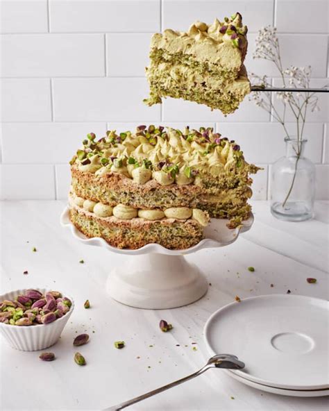 Pistachio Dacquoise Bonni Bakery