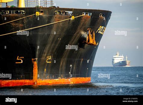 Verity Cargo Ship Hi Res Stock Photography And Images Alamy