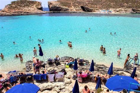 Depuis Sliema croisière d une journée vers Comino et le lagon bleu