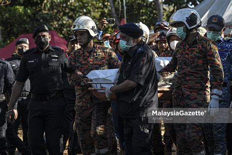 Mayat Terakhir Tanah Runtuh Sudah Ditemui